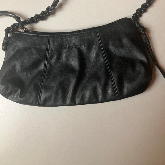 Steve Madden Handbags - Steve Madden black wristlet purse
